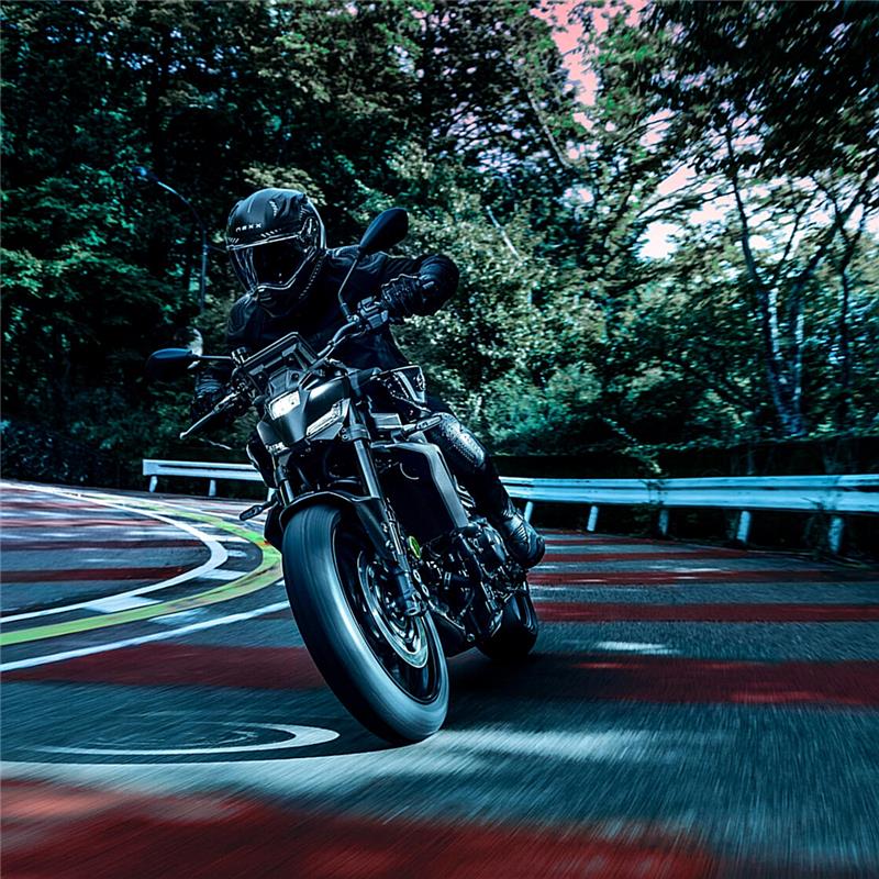 Yamaha MT-09 Y-AMT (2024)